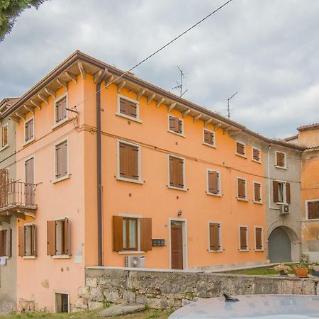 Valpolicella Homes Recioto Apartment SantʼAmbrogio di Valpolicella Екстериор снимка